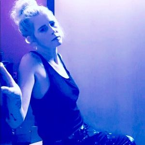 Meet your Posher, Natasha